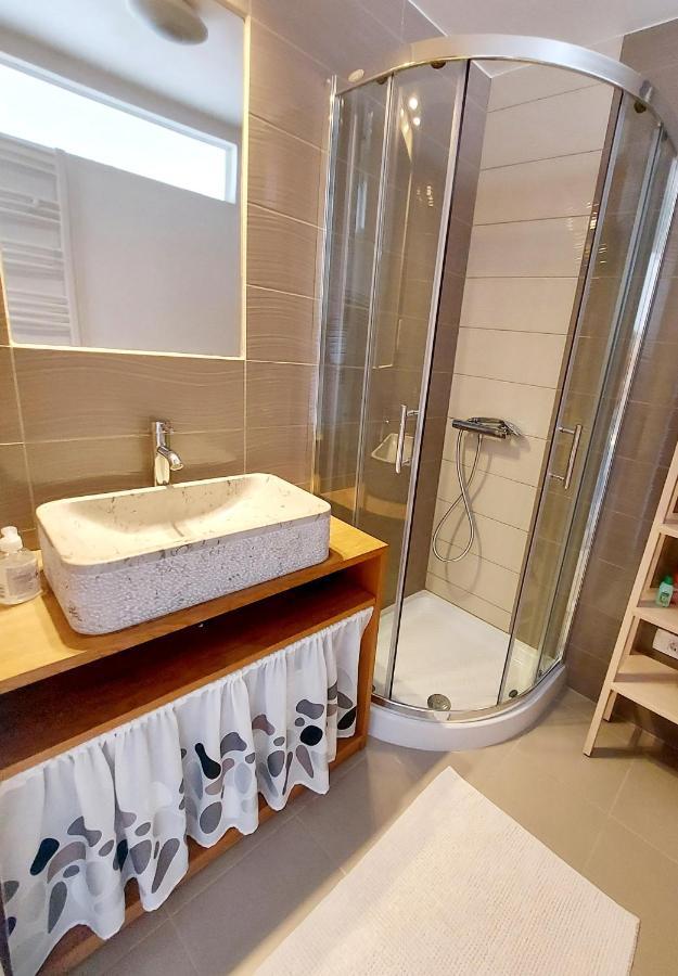 Apartment Apartma Kras Komen